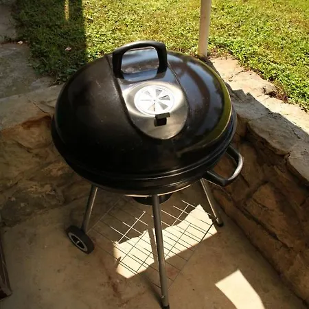 Dum V Ceskem Raji * Dolní Bousov